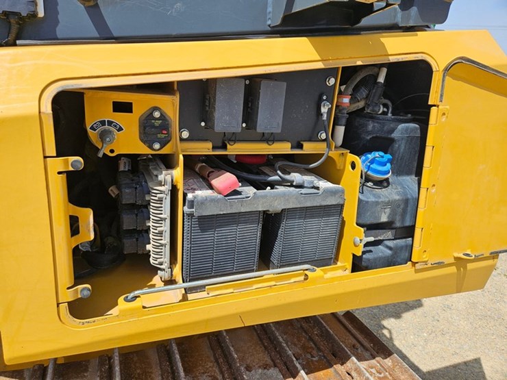 deere-550k-image-29
