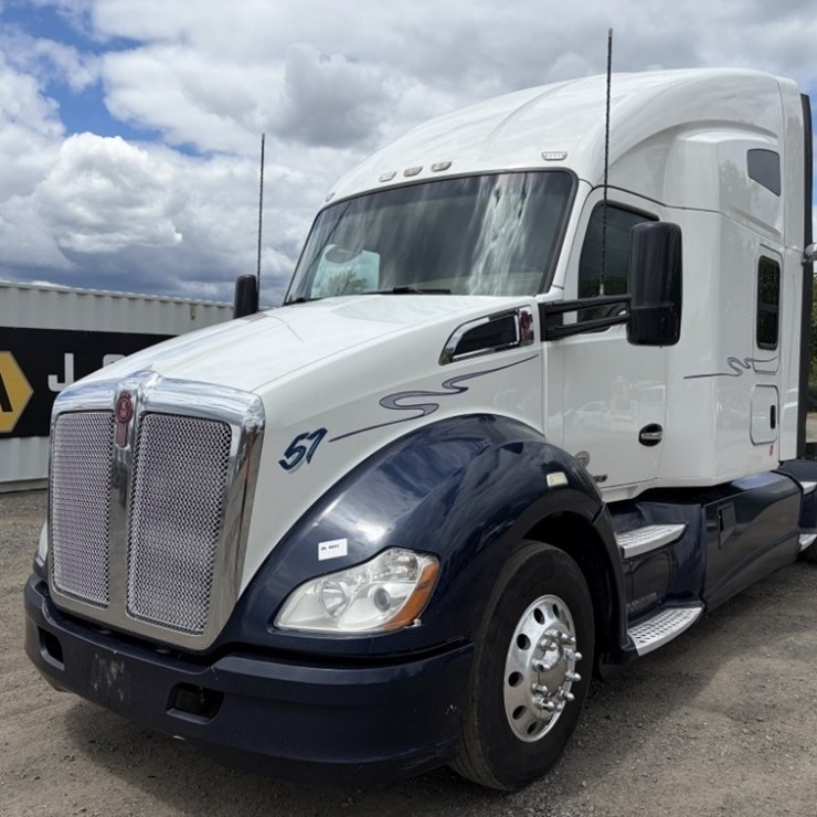 2016 KENWORTH T680