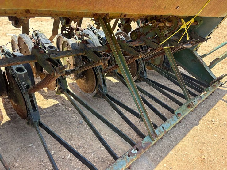 john-deere-8000-image-11