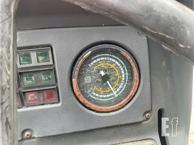 1996-agco-allis-4660-image-16