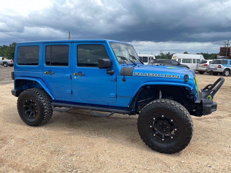 2016-jeep-wrangler-image-4
