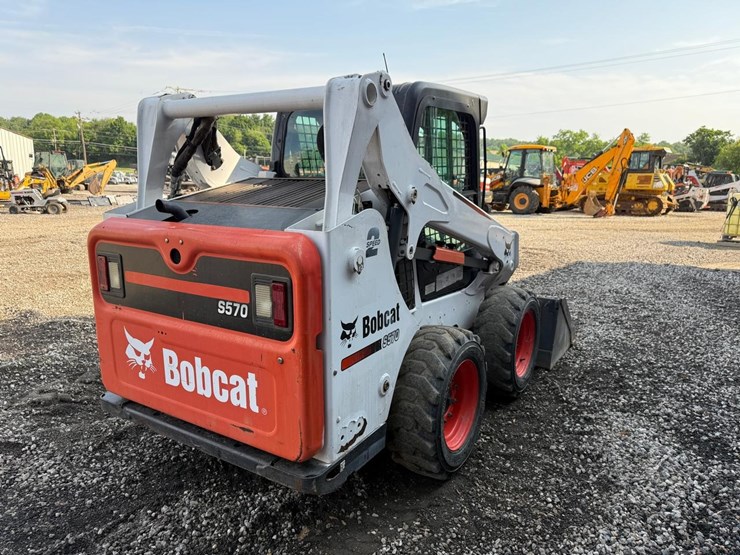 bobcat-s570-image-4