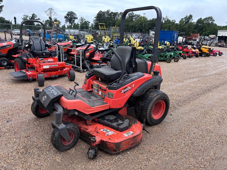 kubota-zd331-image-2
