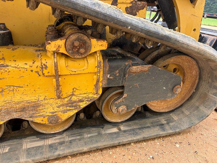 2014-caterpillar-299d-image-26