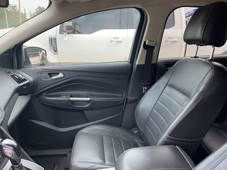 2014-ford-escape-image-13