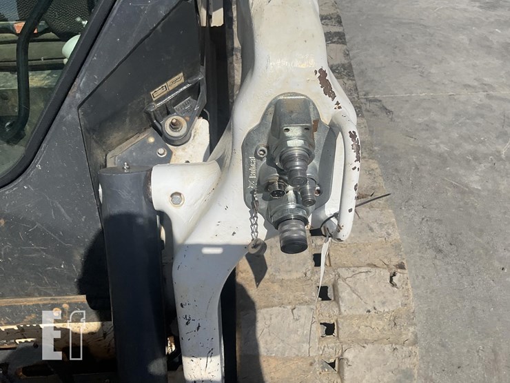 2021-bobcat-t76-image-13