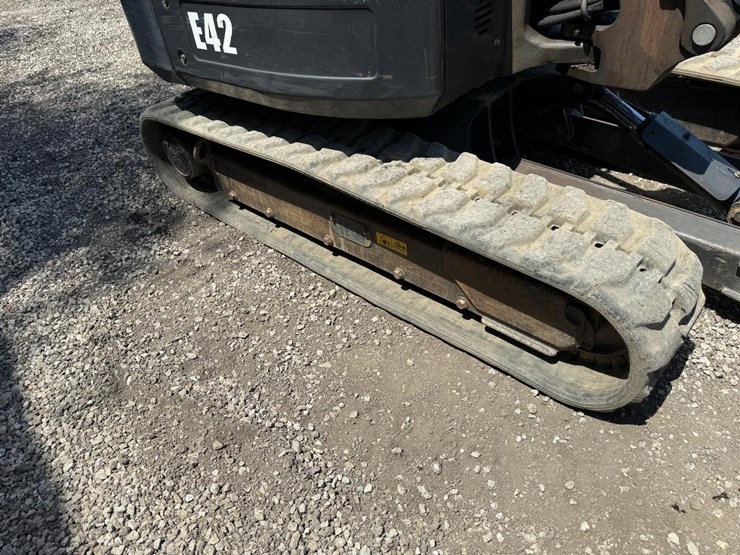 2017-bobcat-e42-image-11