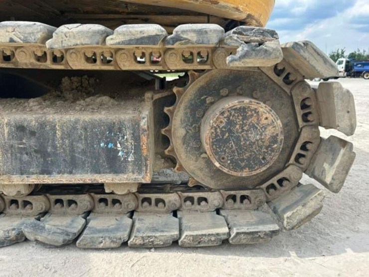 2014-deere-85g-image-68
