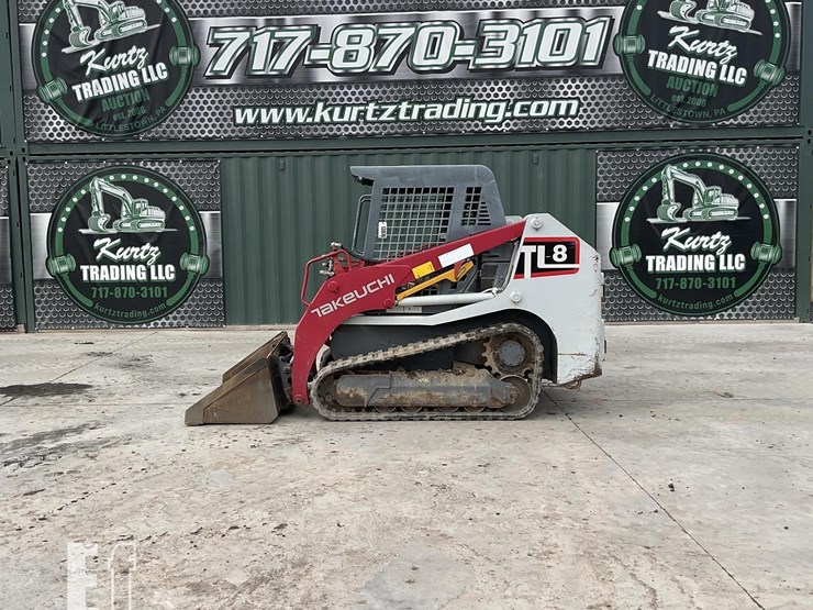 2016-takeuchi-tl8-image-1