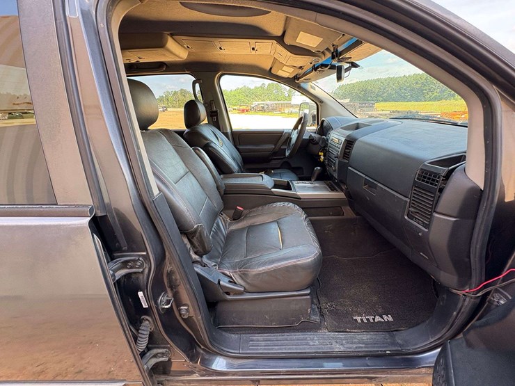 2008-nissan-titan-image-22