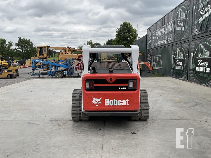 2021-bobcat-t740-image-3