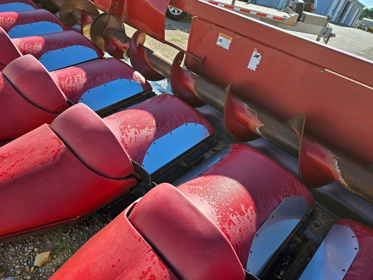 case-ih-2412-image-19