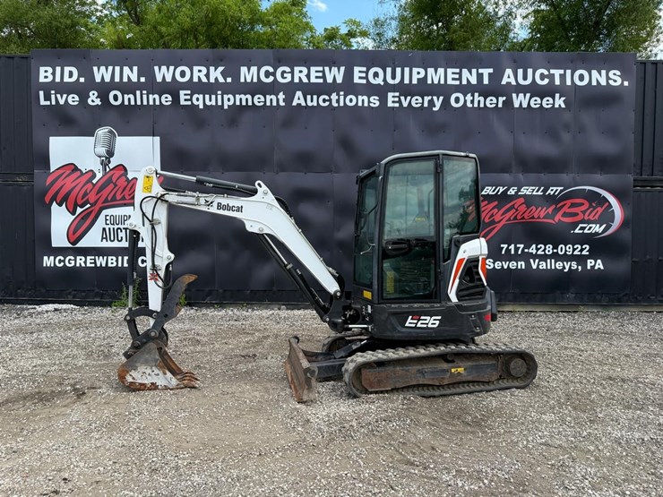 2020-bobcat-e26-image-1