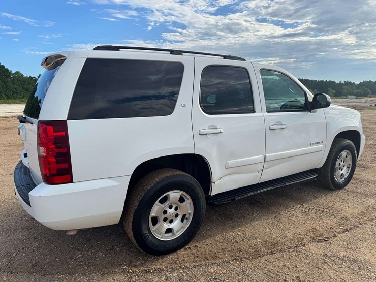2007-chevrolet-tahoe-lt-image-3