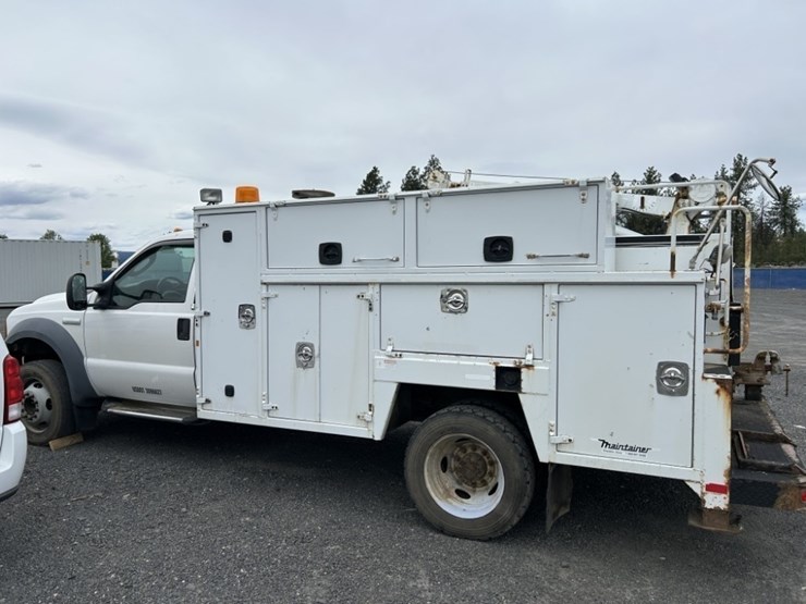 2005-ford-f550-image-7