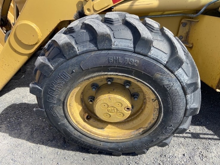 2004-caterpillar-420d-image-27