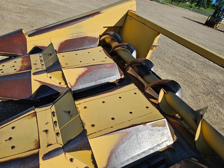 new-holland-38-image-13