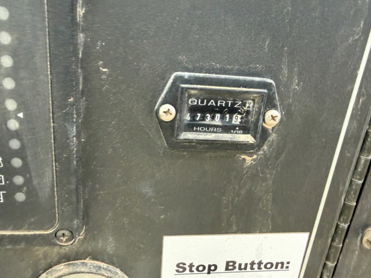 2010-ingersoll-rand-g25-image-4
