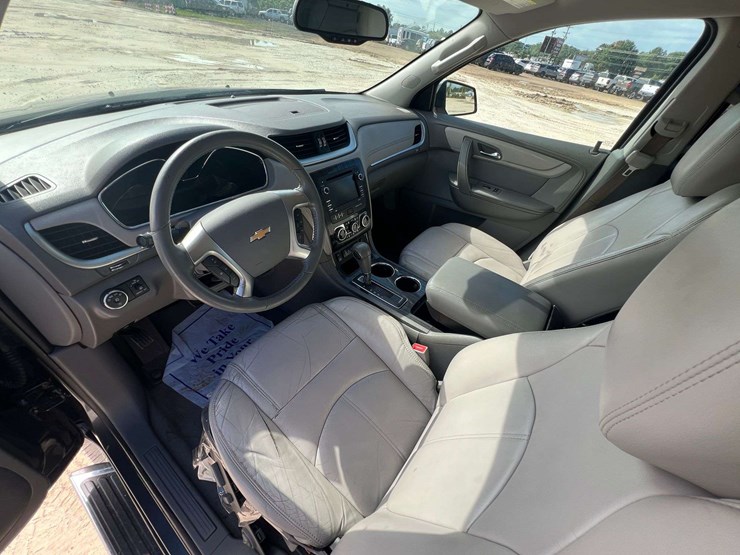 2014-chevrolet-traverse-image-9
