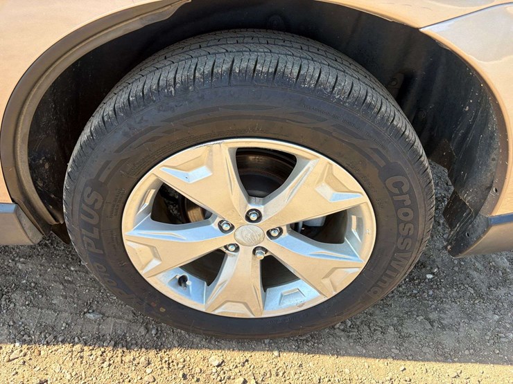 2014-subaru-forester-image-8