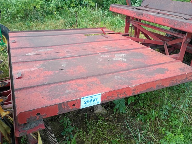 new-holland-1000-image-22