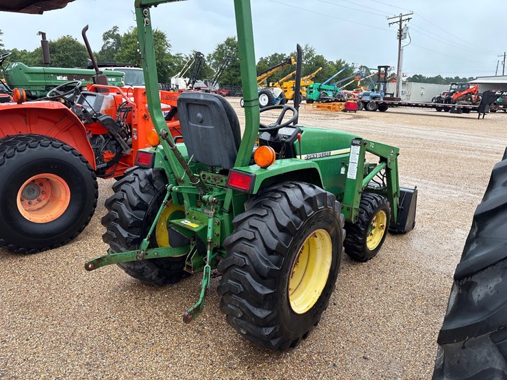 john-deere-790-image-3