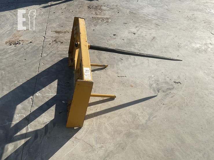 skid-steer-image-3