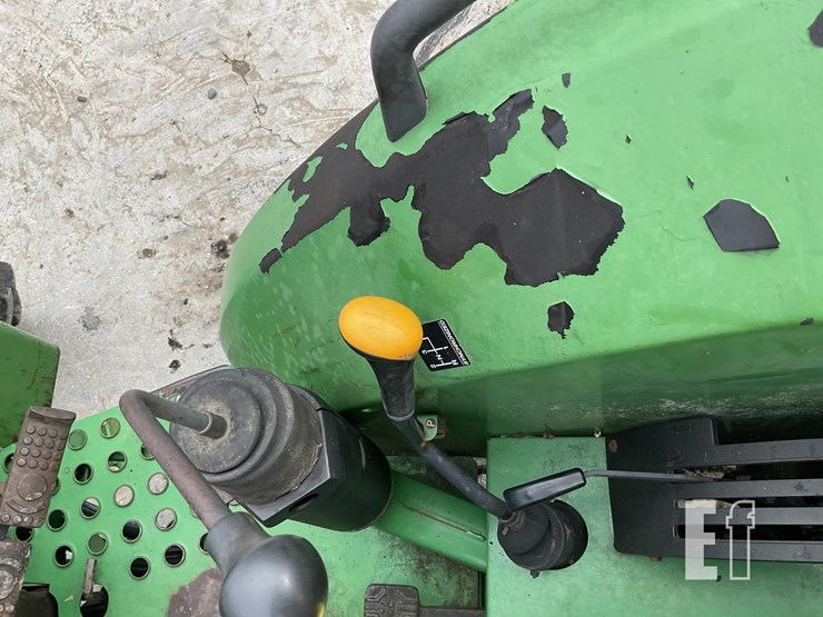 1999-john-deere-5210-image-16