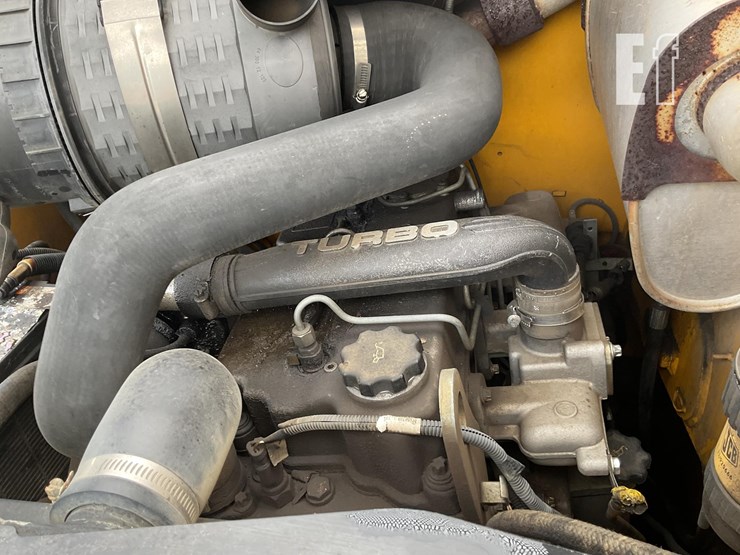 2006-jcb-1110t-image-16