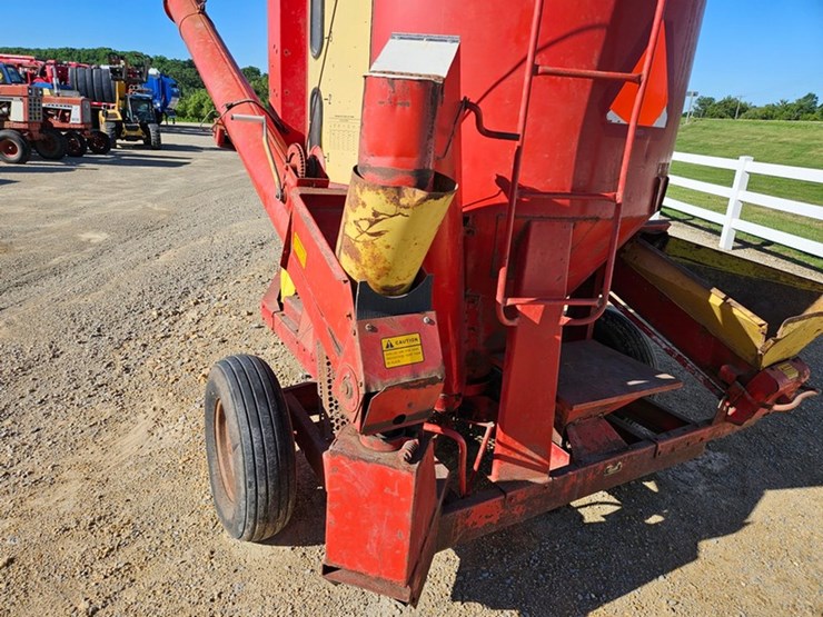 farmhand-815-image-21