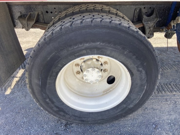 2005-ford-f750-sd-image-31