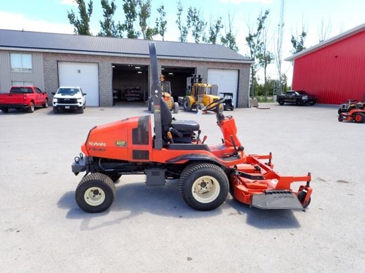 2006-kubota-f3680-image-4