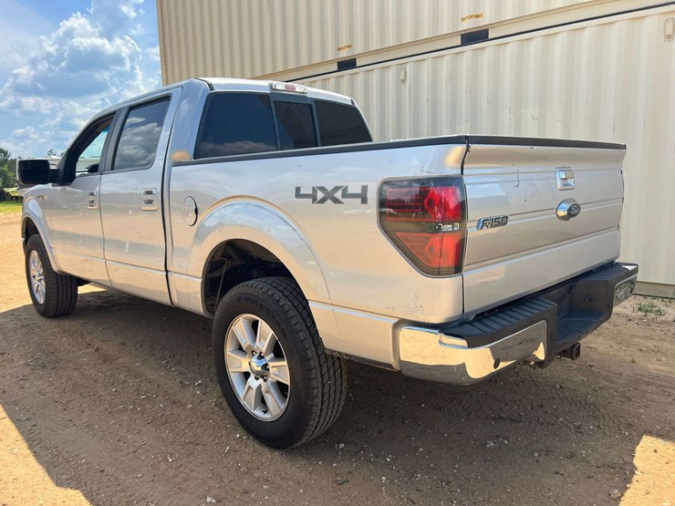 2011-ford-f150-lariat-image-2