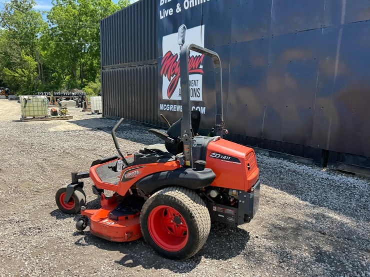 kubota-zd1211-image-2