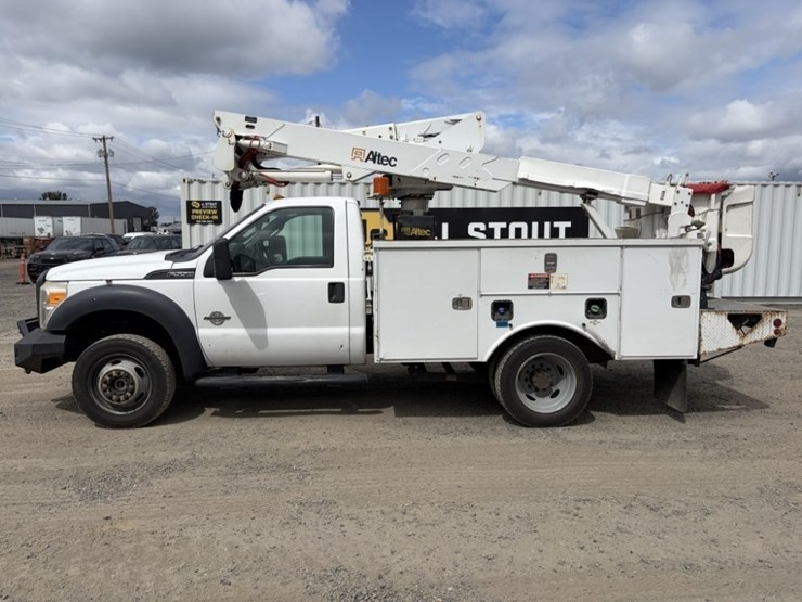 2012-ford-f550-image-7
