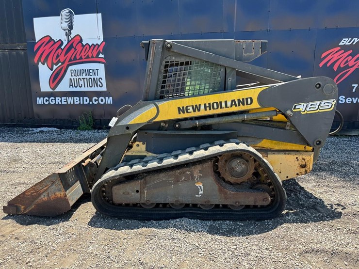 new-holland-c185-image-3