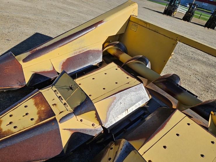 new-holland-38-image-14