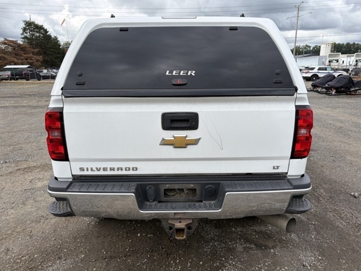 2016-chevrolet-silverado-2500-image-5