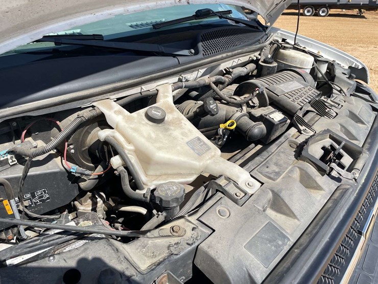 2019-chevrolet-express-3500-image-8