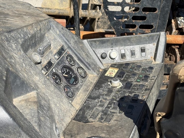 ditch-witch-jt3020-mach-1-image-35