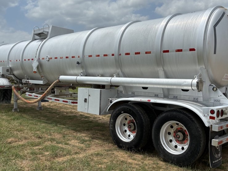 2012-troxell-tanker-image-6