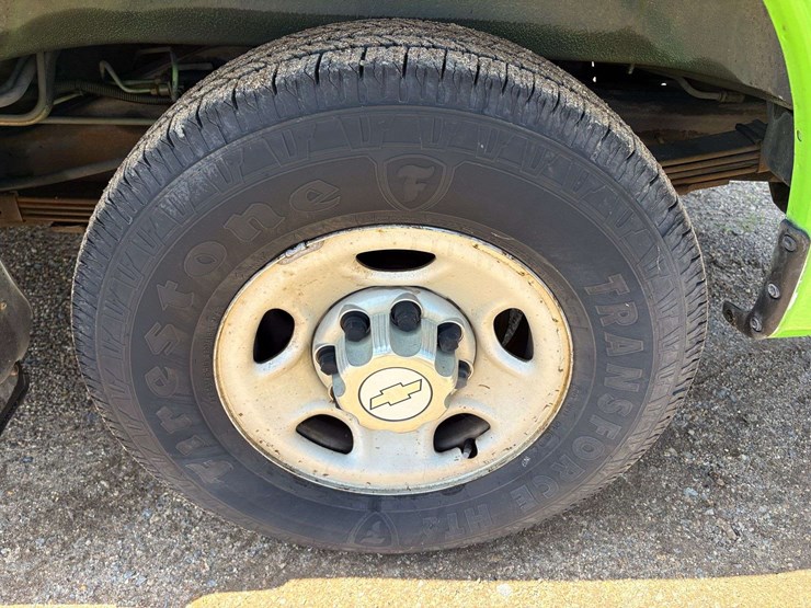 2009-chevrolet-express-3500-image-8
