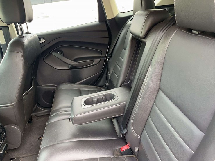 2014-ford-escape-image-18