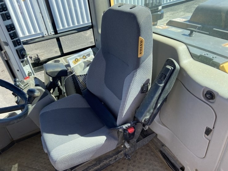 2019-volvo-l60h-image-13