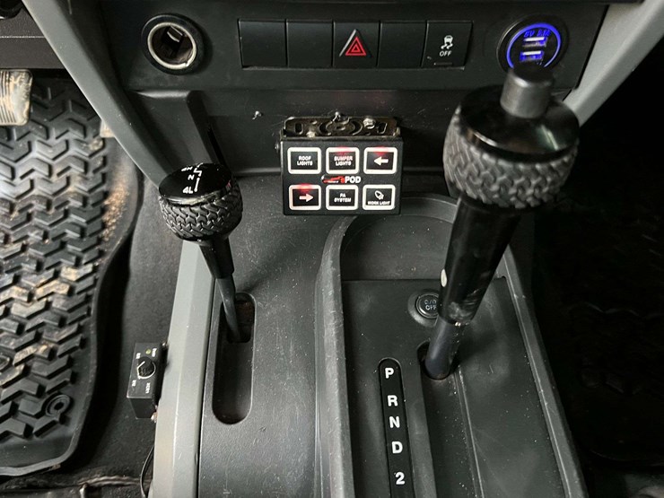 2010-jeep-wrangler-sport-image-47