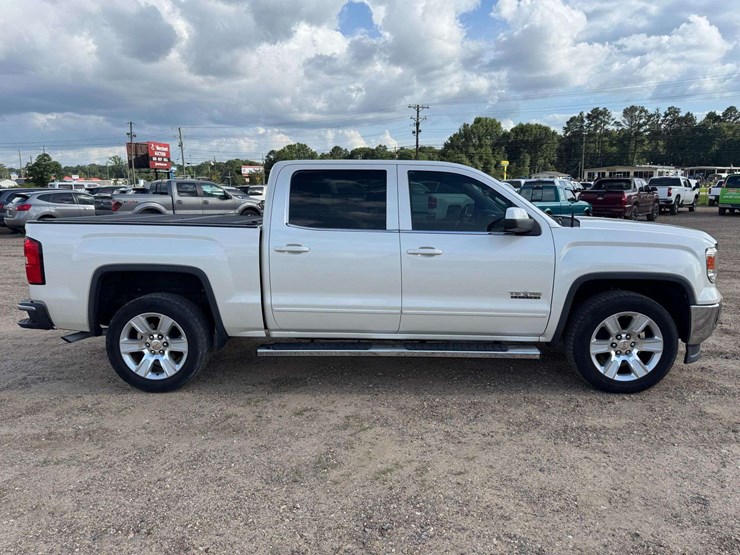 2015-gmc-sierra-1500-sle-image-7