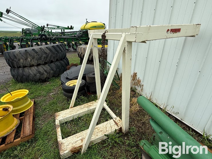 friesen-bulk-bag-handler-image-1