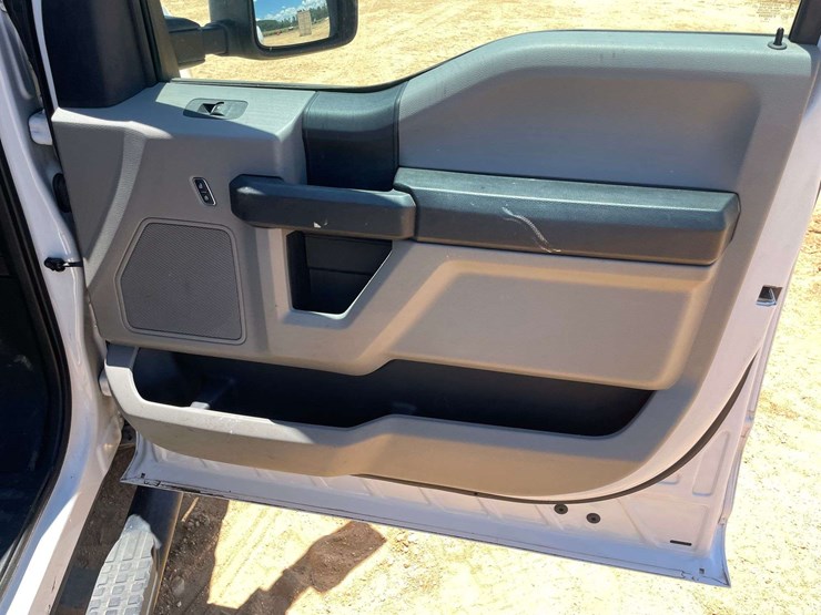 2019-ford-f250-image-17
