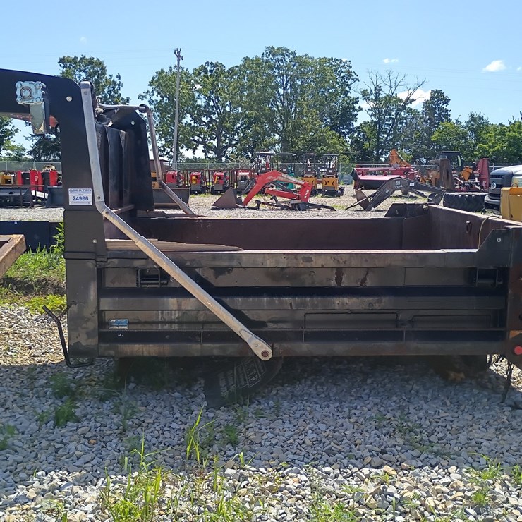 2009 WARREN 10 FT