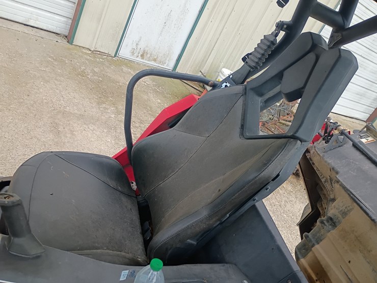 2014-can-am-commander-800-image-21